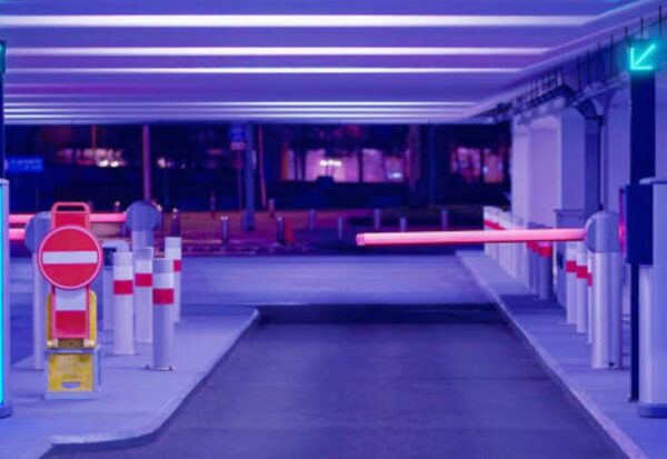 Automatic gate barrier system by leading suppliers in Dubai