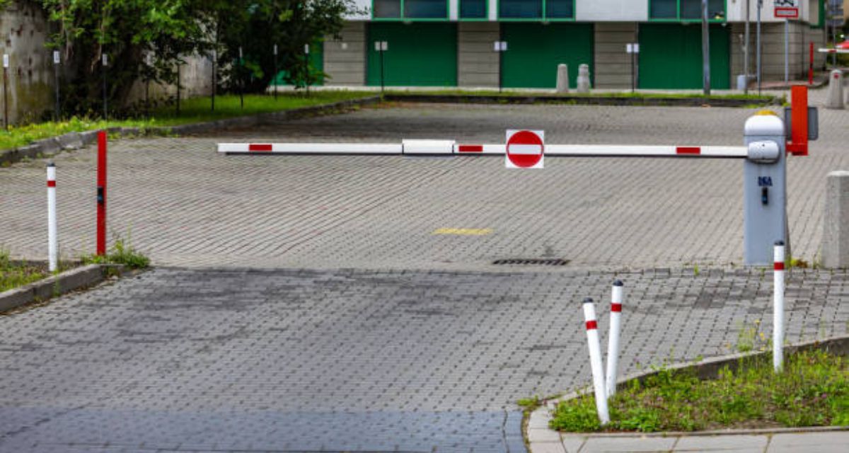 parking barrier suppliers in uae Automatic parking barrier system supplied and installed by leading suppliers in the UAE